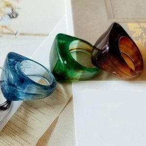 Women's Acrylic Ring Gradient Gem Colors Green Blue Brownn Size 5